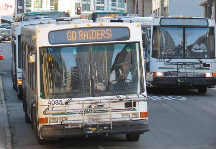 AC Transit NABI 40-LFW 4085 & 416.09 3136